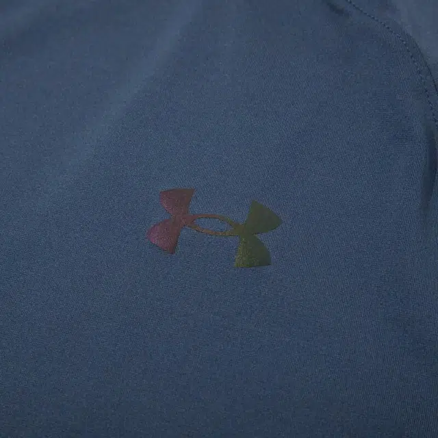 Under Armour T