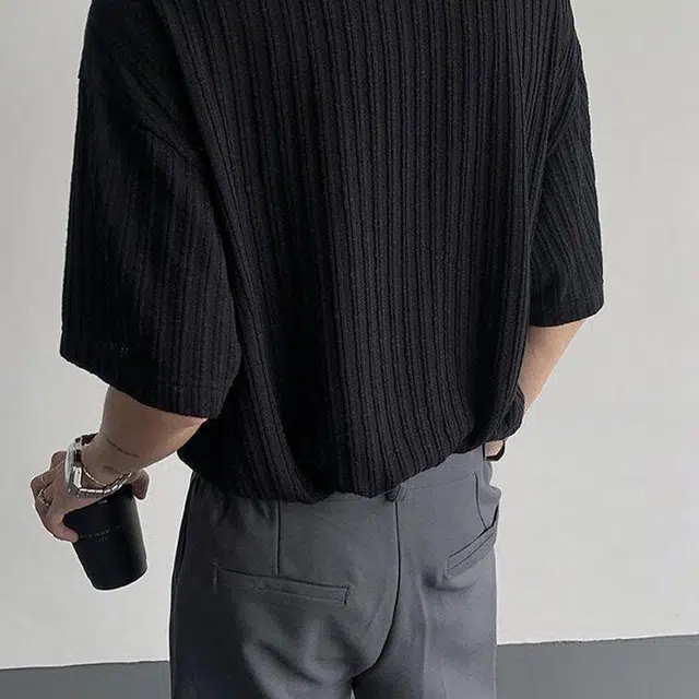 URBAN AUTHENTIC T