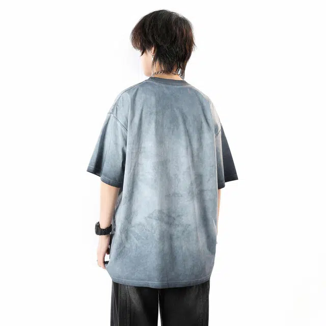 URBAN AUTHENTIC T