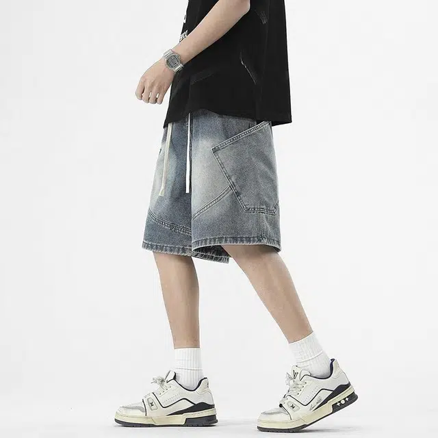 Fakeyoung