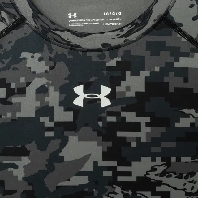 Under Armour T