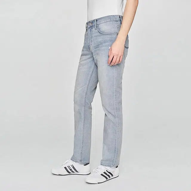 Lee