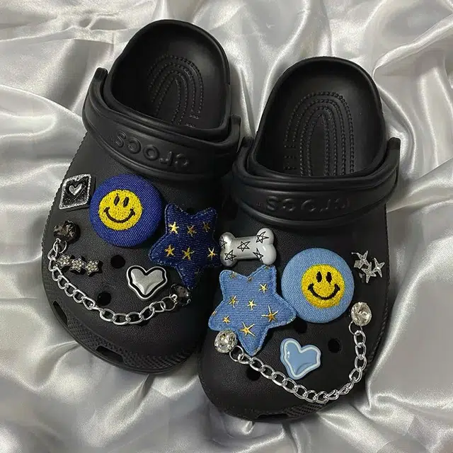 US8ACC Crocs DIY