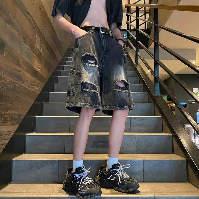 HOKLV