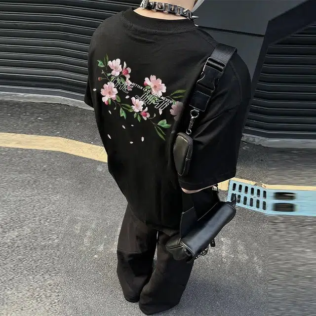 JIMIJONS T