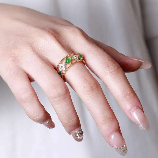 匠锁心玉 幸运四叶草 小众轻奢高级感 原创设计 时尚百搭通勤 新中式 国潮国风 简约大气 玉髓 戒指 男女同款情侣款