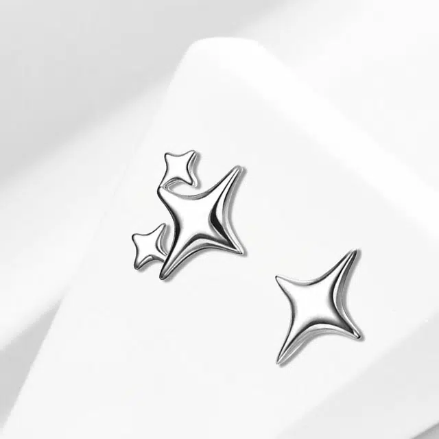 S925