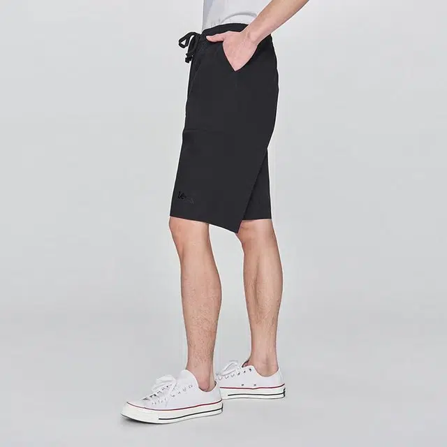 Lee SS25