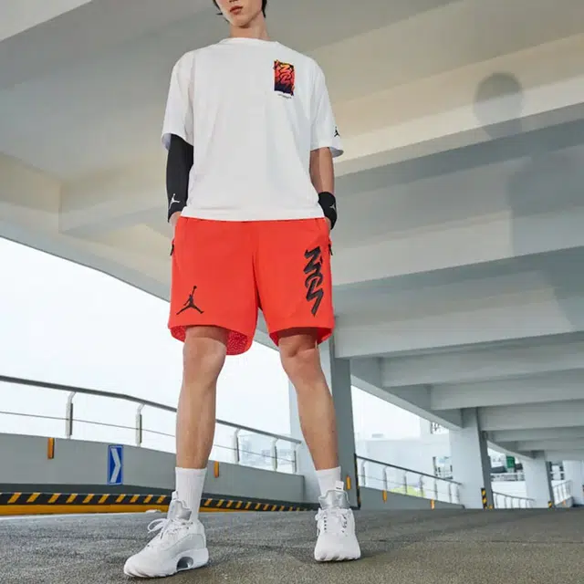 Jordan Dri-FIT Zion T