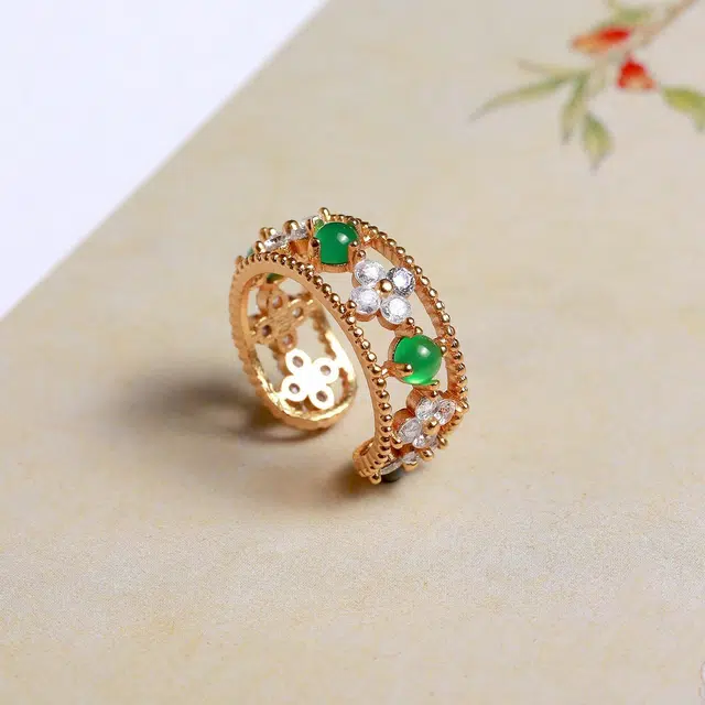 匠锁心玉 幸运四叶草 小众轻奢高级感 原创设计 时尚百搭通勤 新中式 国潮国风 简约大气 玉髓 戒指 男女同款情侣款