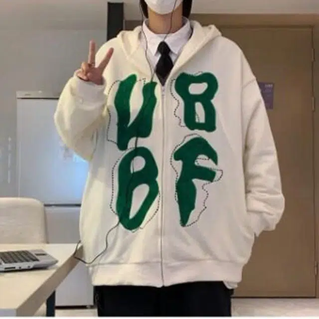 奇迹街区 美式复古时尚潮流高街设计高级感青春流行百搭连帽长袖卫衣 男女同款