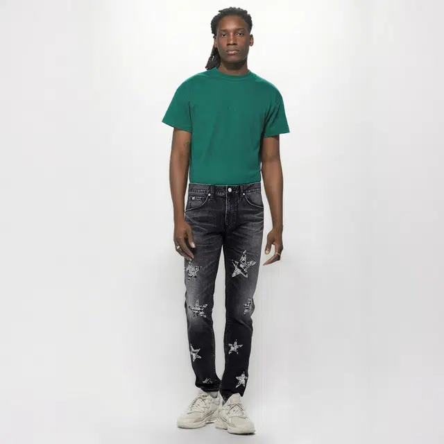 Lee