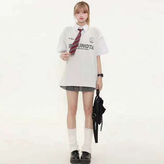 Fakeyoung T