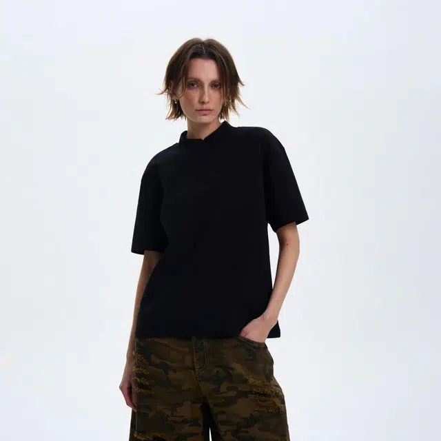 MAD WITCH T