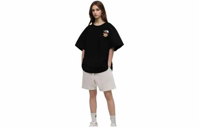 THE NORTH FACE Extraordinary T