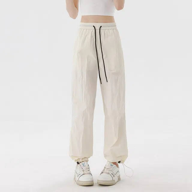 JEANSWEST
