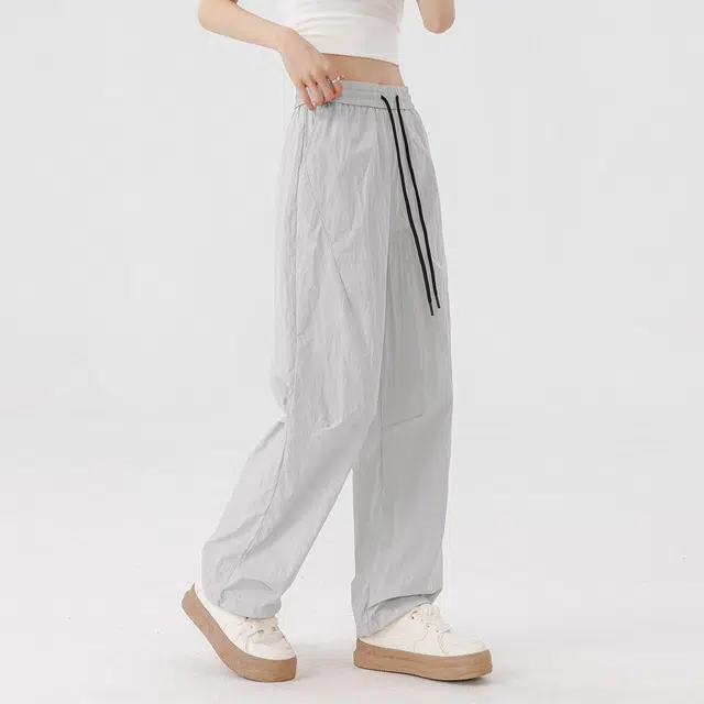 JEANSWEST