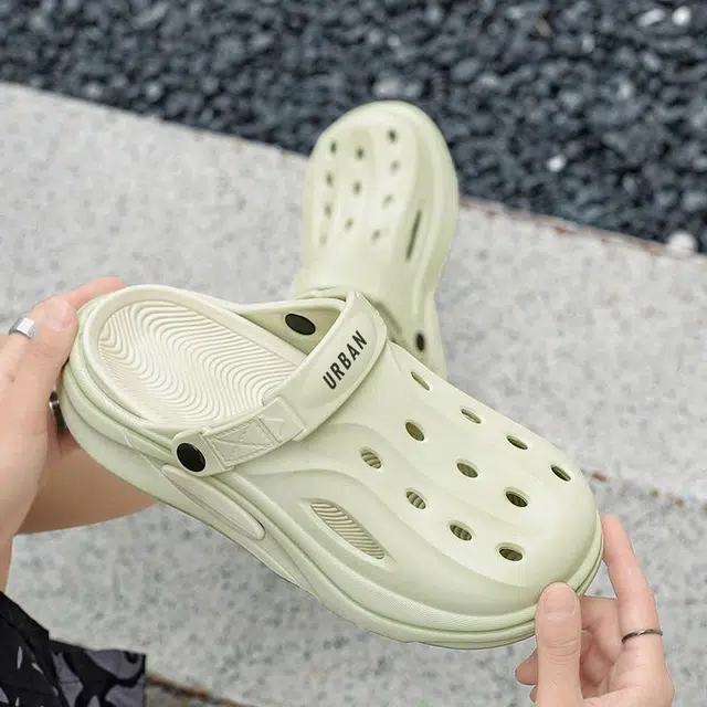URBAN AUTHENTIC EVA