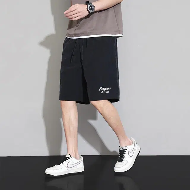 EVE Jeans logo