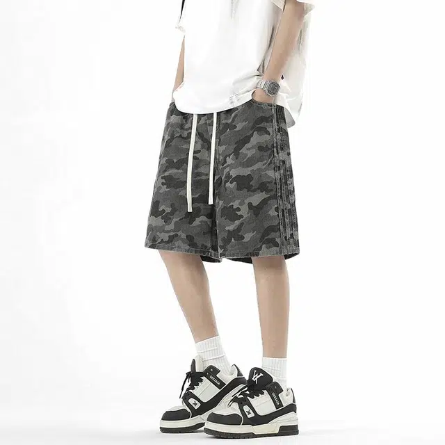 Fakeyoung