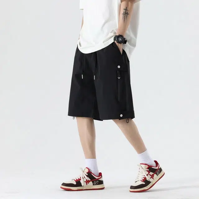 Fakeyoung
