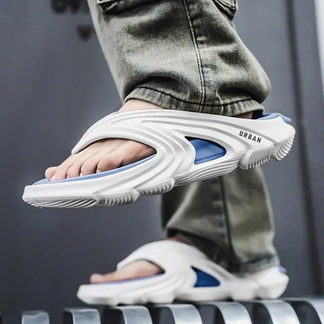 URBAN AUTHENTIC EVA