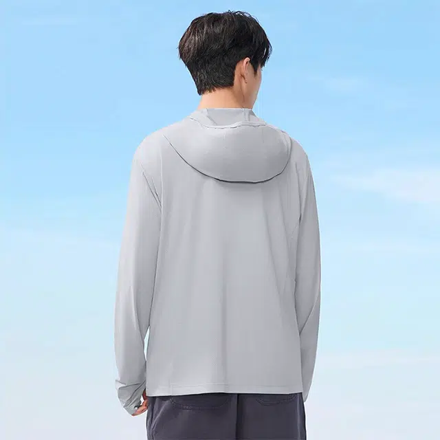 棉致 防紫外线简约笑脸印花冰丝速干凉感透气连帽防晒服 男女同款