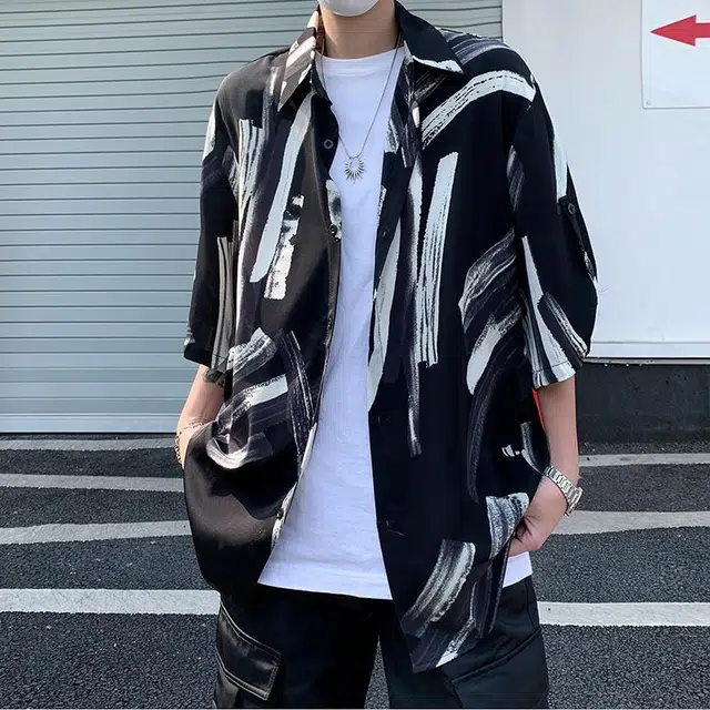 Fakeyoung