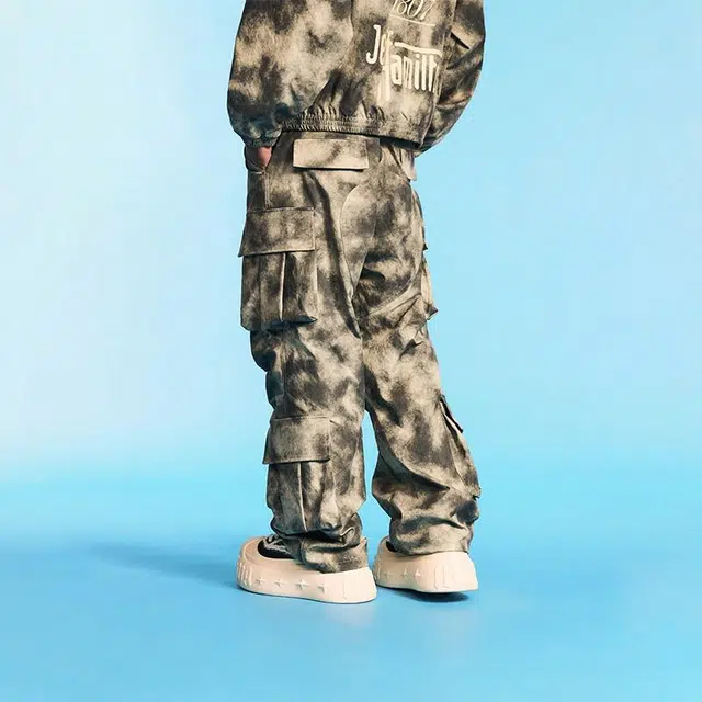 1807 x Jeff Hamilton SS25