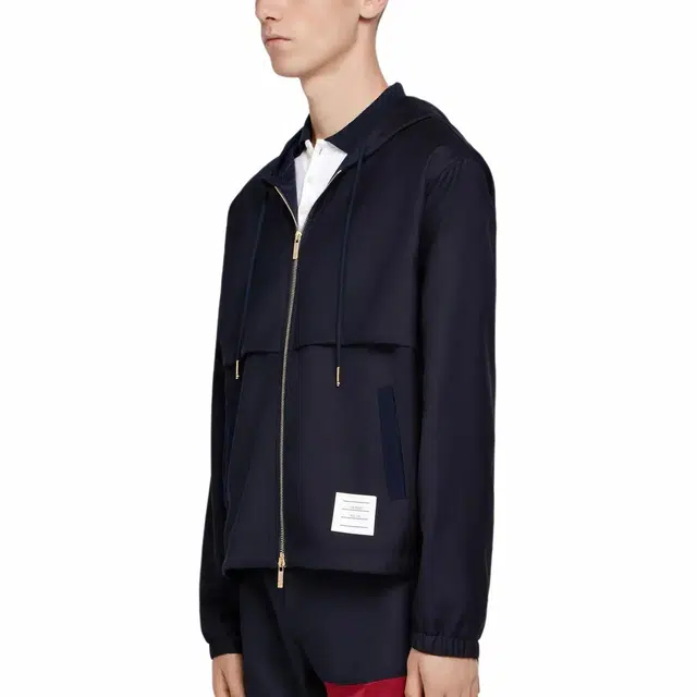 THOM BROWNE Logo
