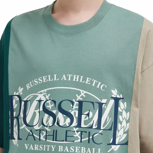 Russell Athletic T