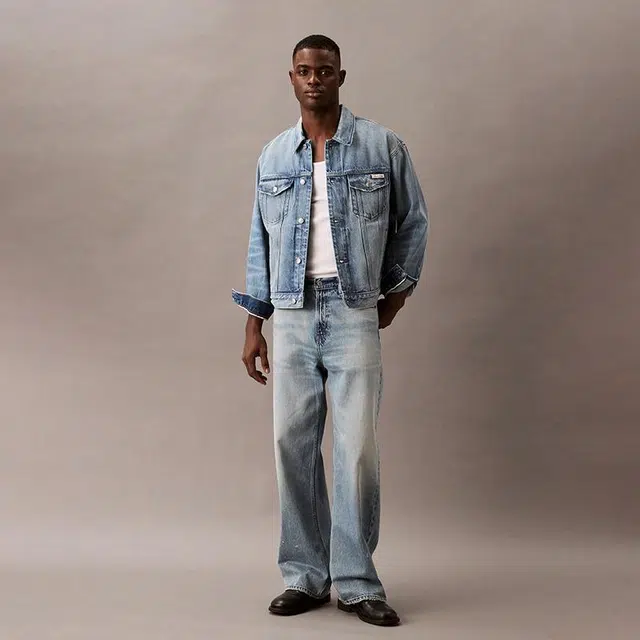 CALVIN KLEIN R7Q-