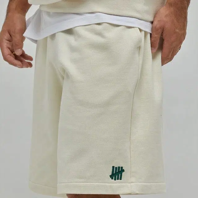 UNDEFEATED SS25 Logo