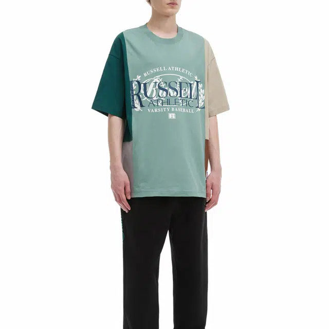Russell Athletic T