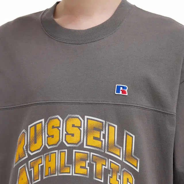 Russell Athletic T