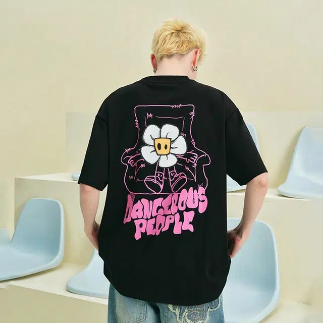 DANGEROUSPEOPLE T