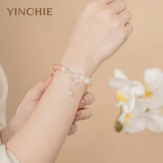 银千惠 在逃公主铃兰蝶舞花丝蝴蝶纯银串珠链新中式小众设计渐变玉色转运珠平安招财招财玛瑙女友百搭通勤高级感礼盒 玛瑙 玉石手串 女款