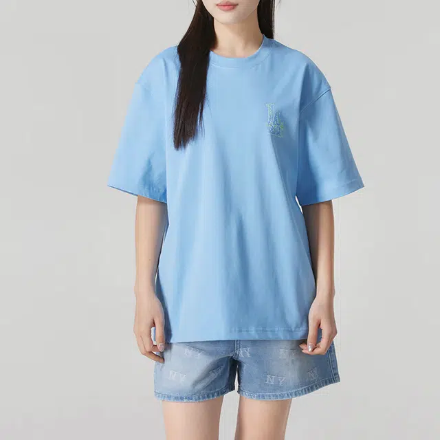 MLB T