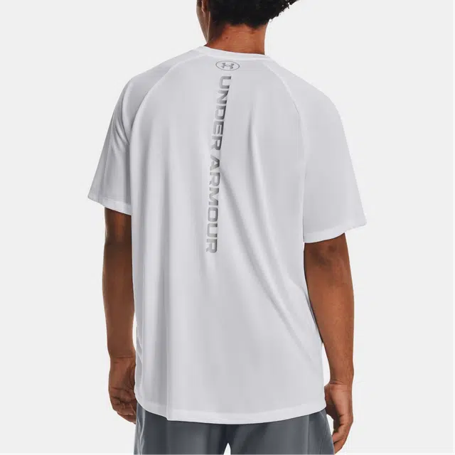 Under Armour T