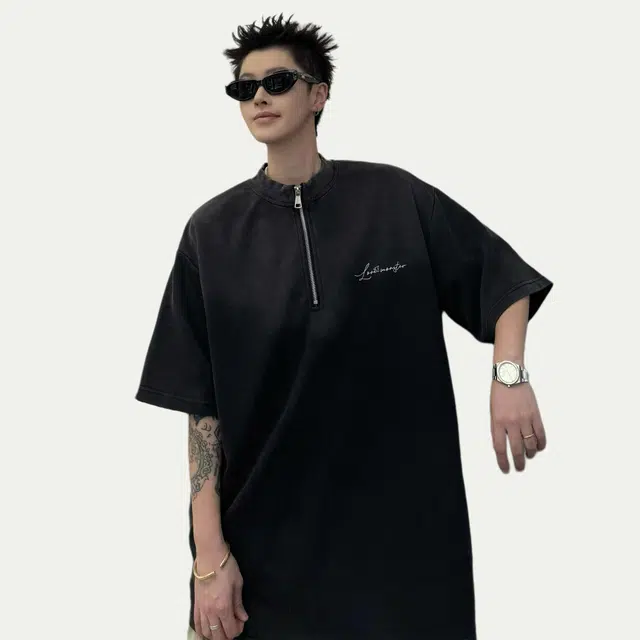 love monster T