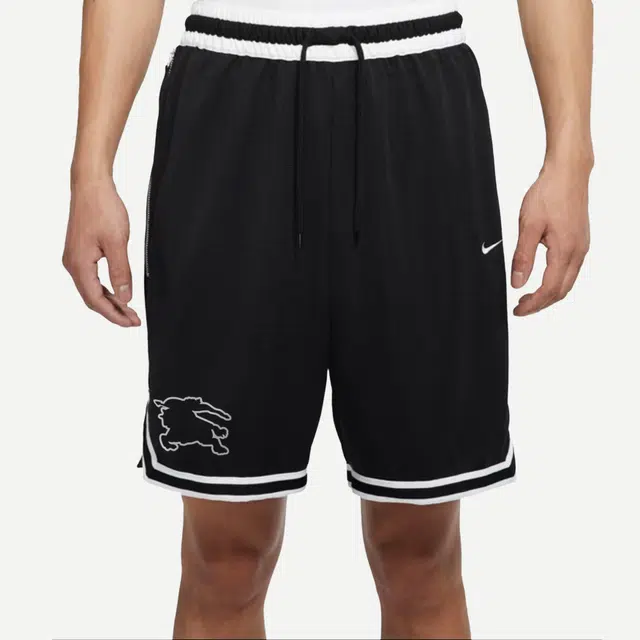 Nike DRI-FIT DNA