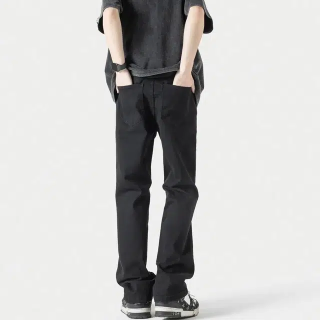 八哥 美式复古高街水洗做旧简约纯色黑牛弯刀裤基础款休闲运动百搭显高显瘦弹力垂感时尚高级感潮流日常通勤牛仔裤 男女同款