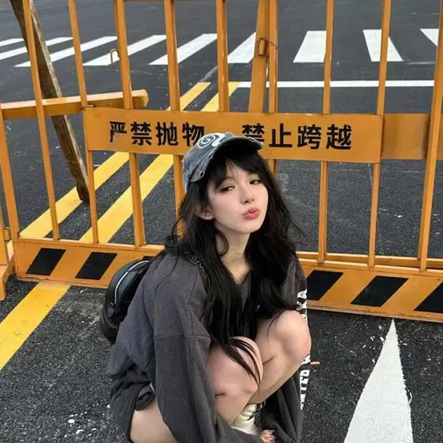 JW