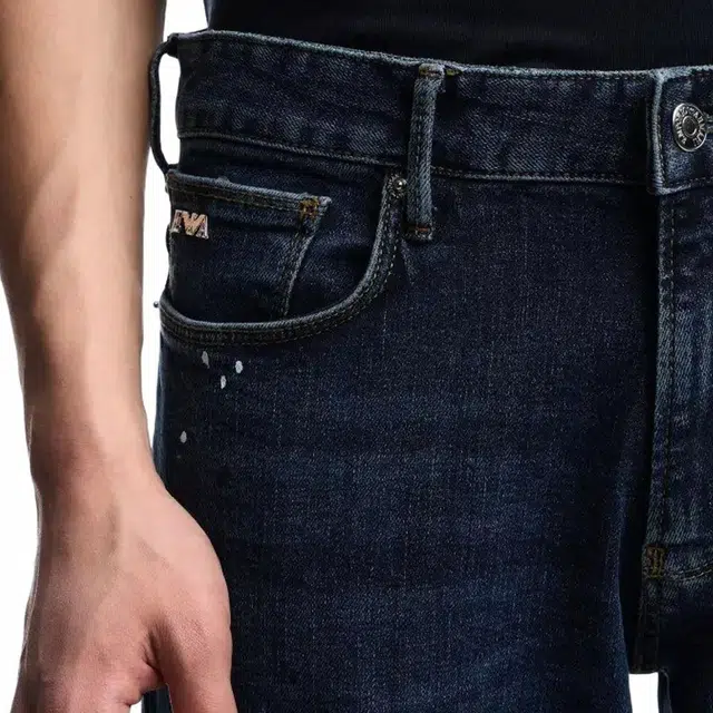 EMPORIO ARMANI