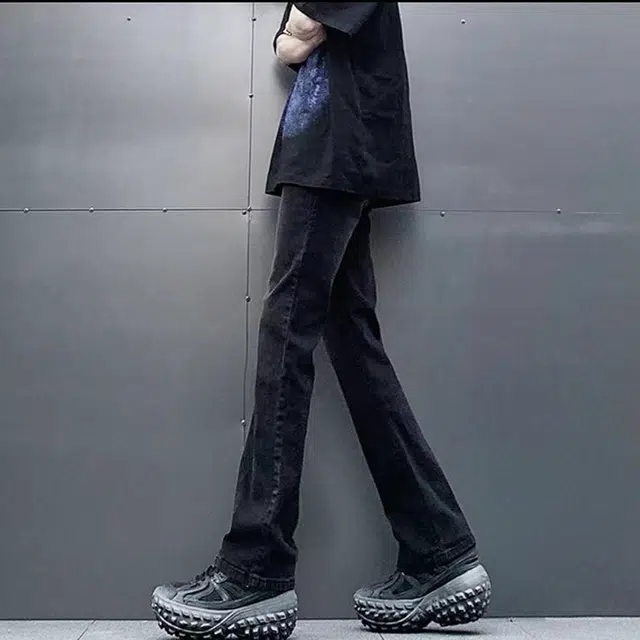 K411