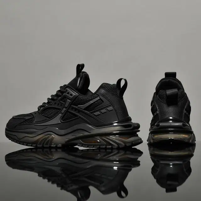URBAN AUTHENTIC