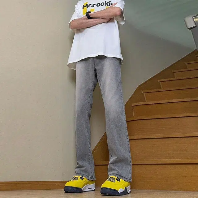 UNthemed
