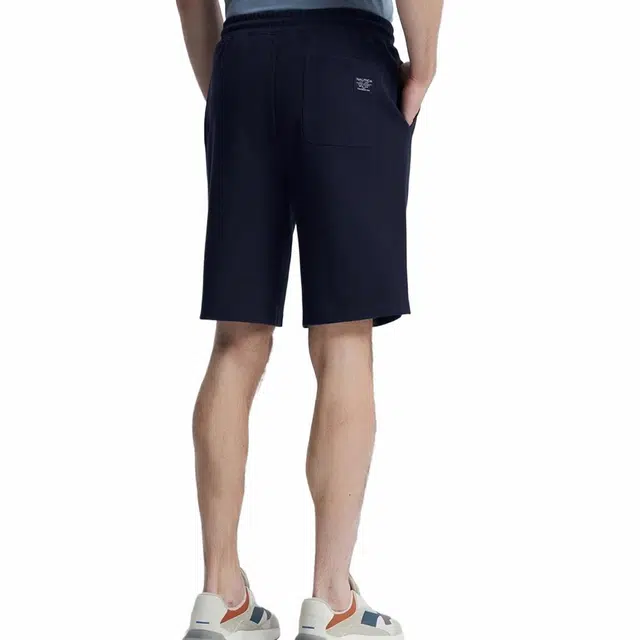 NAUTICA