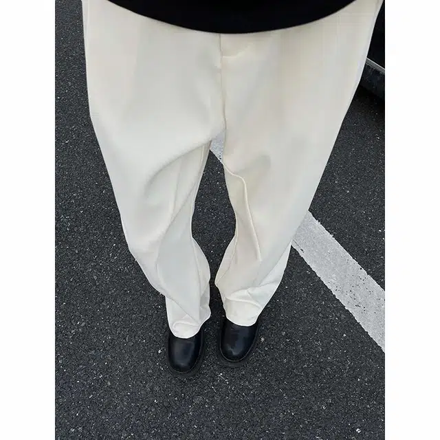 臣目 微喇垂坠感高级感马吉拉修身直筒休闲西装裤 男款