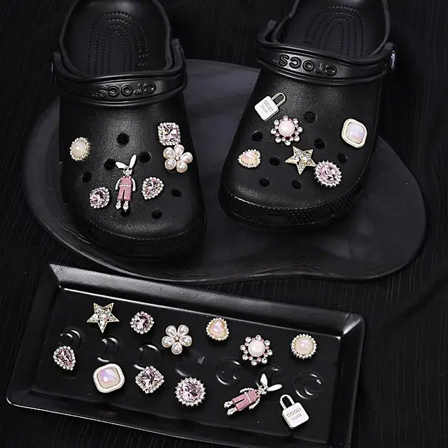 ZUOWEISHIJIA DIY crocs